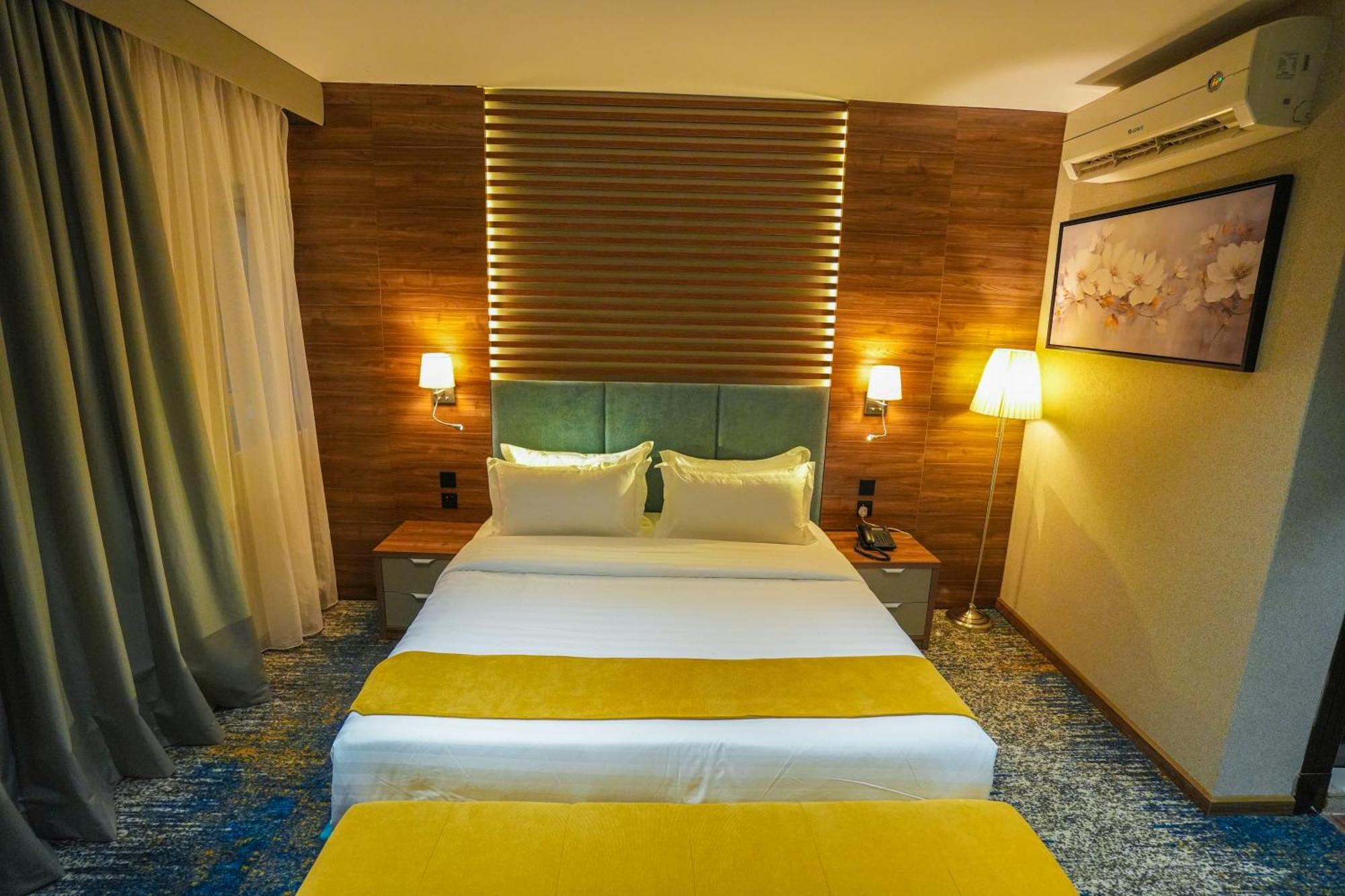 Hotel Haven Plaza Ar Riyad Esterno foto
