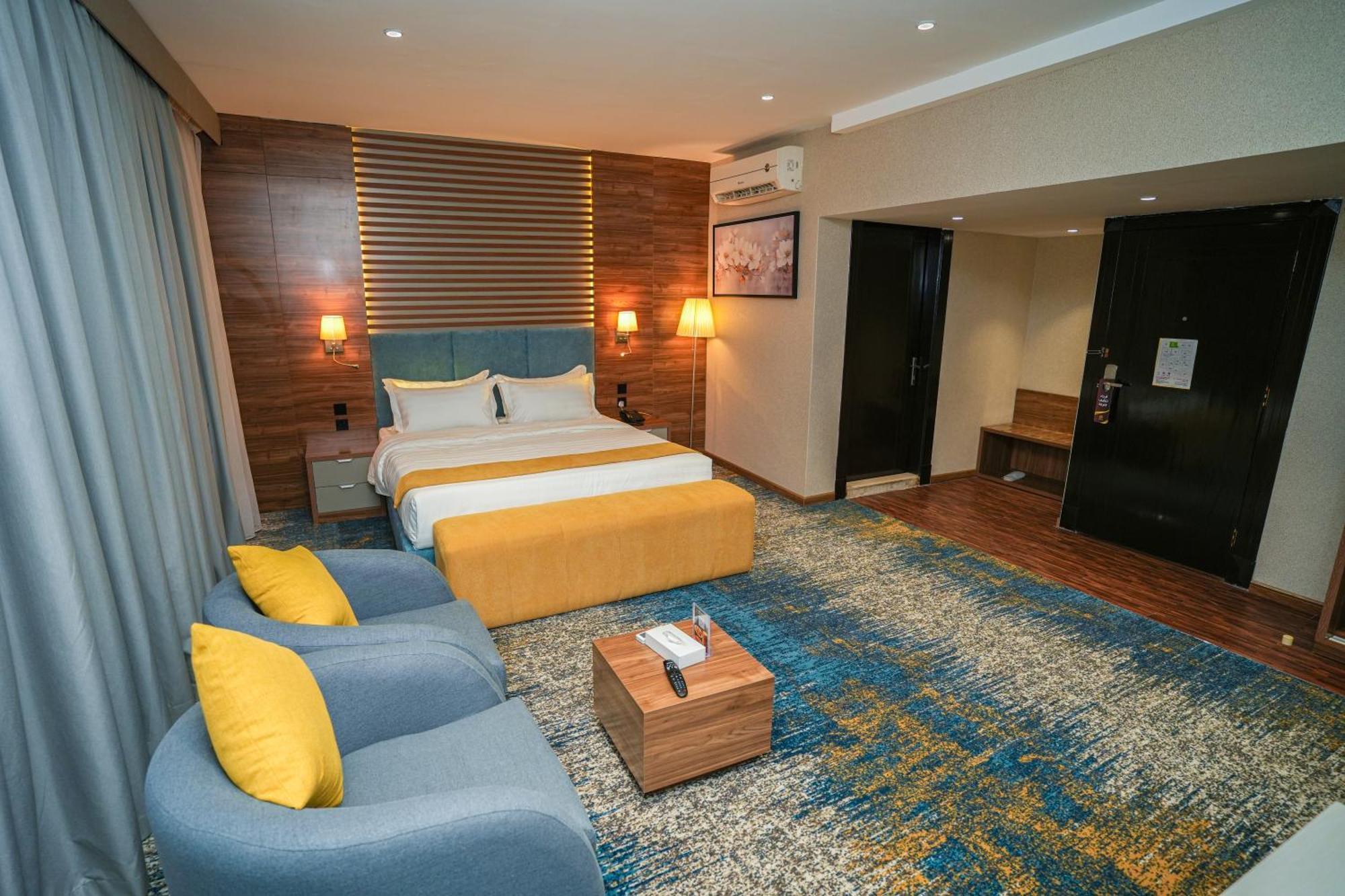 Hotel Haven Plaza Ar Riyad Esterno foto