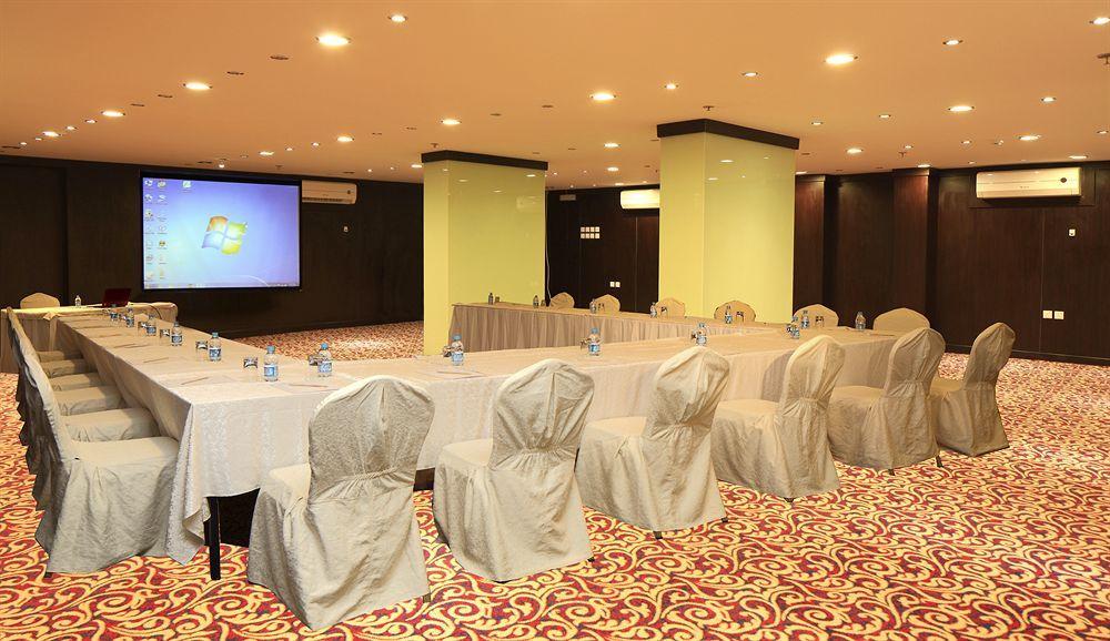Hotel Haven Plaza Ar Riyad Esterno foto